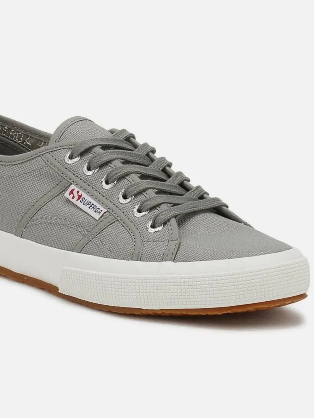 New Superga Canvas Sneaker 2750 Cotu Mens 9 US 10.5 Womens 42 EUR Size Gum